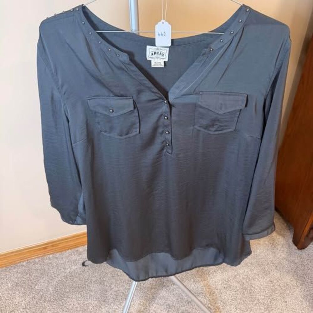 Ariat XL Studded Blouse